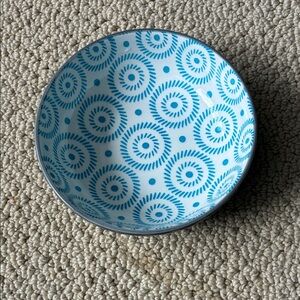 Signature Housewares Incorporated Geometric Gray and Blue and White Ceramic Bowl